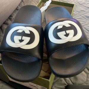 Gucci slides almost new size 39 women's